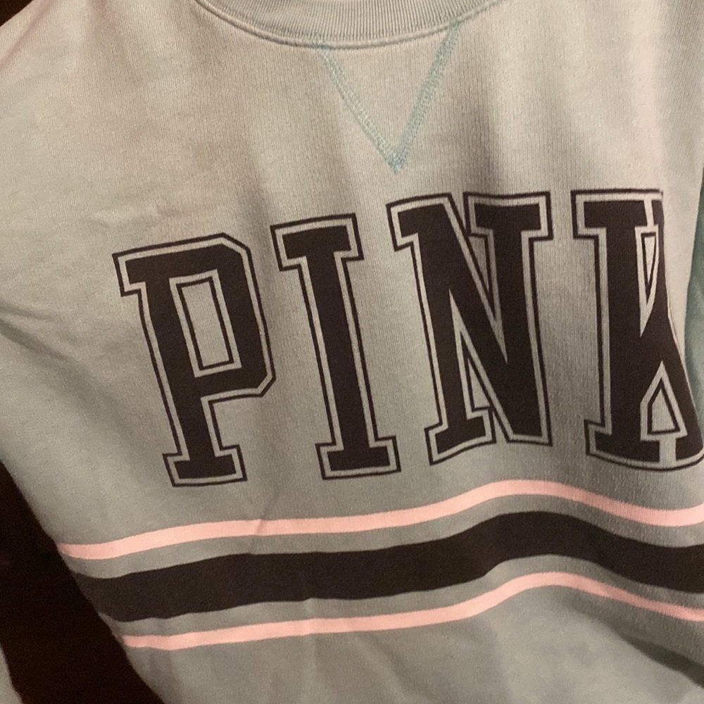 Pink Victoria’s secret’s sweatshirt - Picture 4 of 5